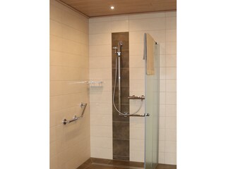 Bad Dusche