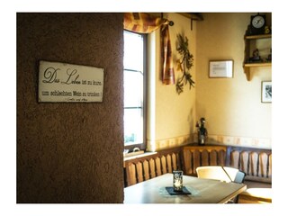 DetailStraußwirtschaft_kl