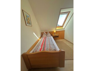 FEWO NR 12 Traumblick Einzelschlafzimmer