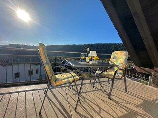 FEWO NR 12 Traumblick Balkon zur Mosel