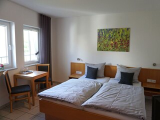 Standard Doppelzimmer Nr. 2