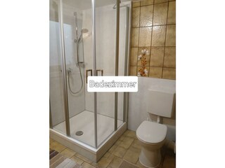 Dusche mit WC