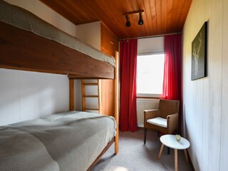 Schlafzimmer mit Hochbett