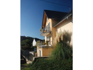 Pension Genetsch - Weingut Genetsch Mosel Lieser B