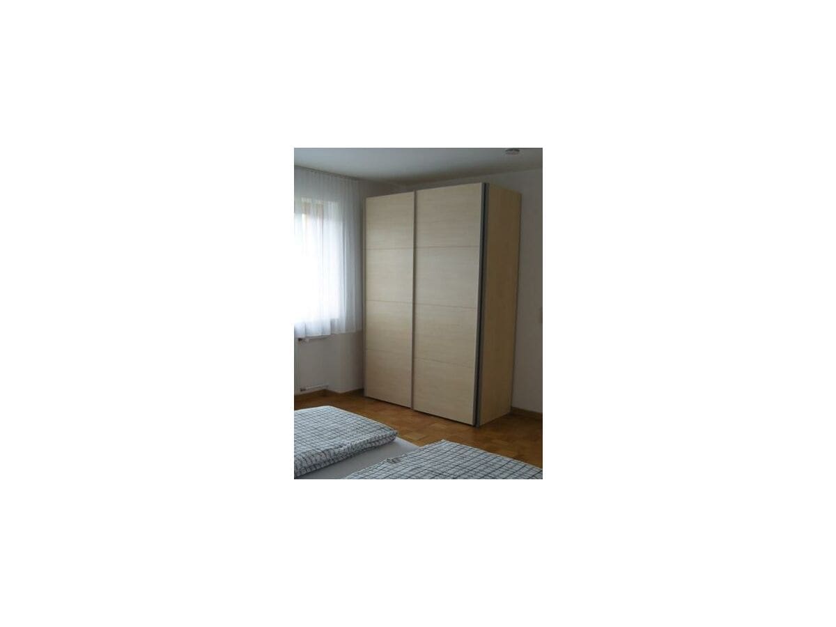 Schlafzimmer groß Kleiderschrank