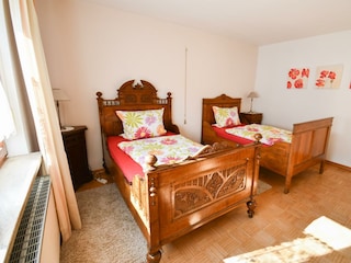 Schlafzimmer 3