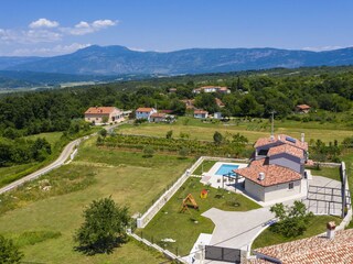 Villa Nedescina Documento 30