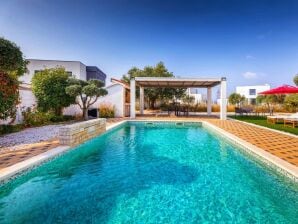 Ferienhaus Villa Sunshine with Private Heated Pool - Galižana - image1