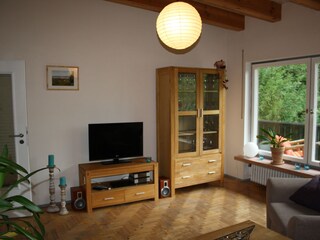 Flachbild-TV, Blu-Ray, HiFi-Anlage