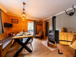 Wohnküche mit Kamin