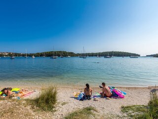 der Strand, kristallklares Meer