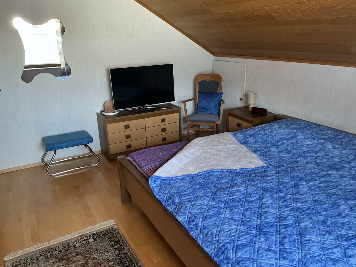 Schlafzimmer1