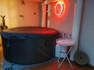 Pool  175 cm mit wählbarem Licht