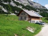 Gindlhütte im Sommer, Tauplitzalm