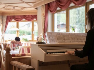 Hotel Riedl_Wochenprogramm_(c) sundesigns fotograf