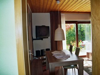 Wohnzimmer mit Essbereich