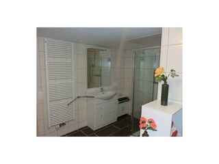 Badezimmer Bild 2