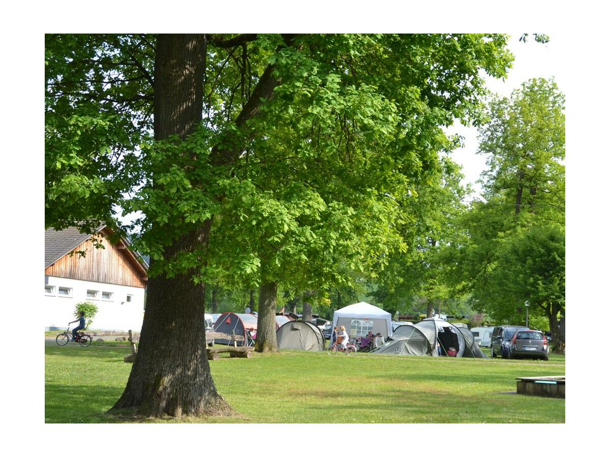 Zeltplatz Camping im Eichenwald