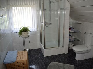 Badezimmer Bild 2