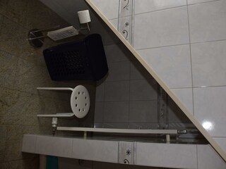 BAD OG *Schiesenhaus