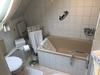 Badezimmer 2