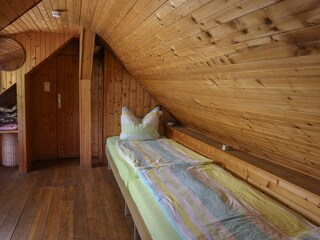 Schlafzimmer 2 mit 2 Einzelbetten