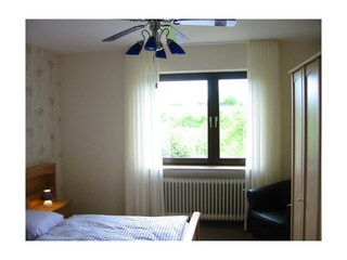 Schlafzimmer Ferienwohnung mit Terrasse