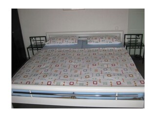 Schlafzimmer Bett:180x200