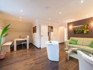 Wohnzimmer "Rebenblick"