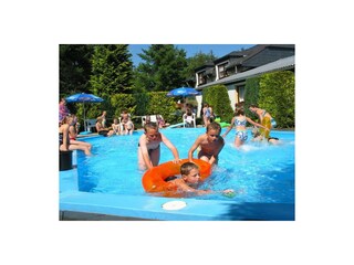 Kinder Schwimbecken Felsenhof