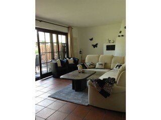 6496B75F-15C6-4A10-A120-08FAEF6F5B9A