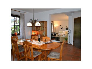 Esszimmer mit bis zu 10 Stühlen