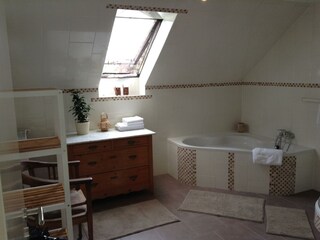 44924FF1-F57C-4C50-948D-33112747F4B9