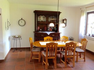 B5928263-7168-4C0C-B5A9-0D5C48D9BC4E