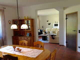 4015ADBF-8488-4200-90B8-B7377101808D