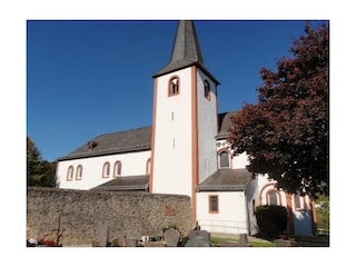 Klosterkirche mit Orgel