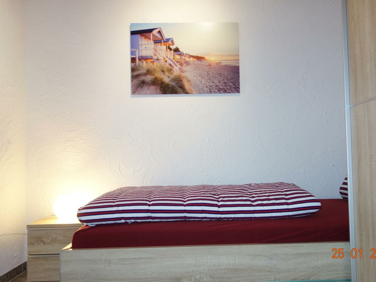 Schlafzimmer 2