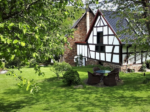 Apartment 3-Bett-Ferienwohnung Gartenblick