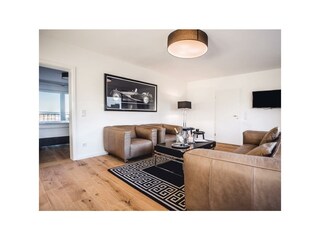 Wohnung 2: Wohnzimmer Ansicht 2