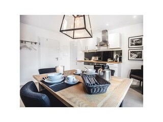 Wohnung 2: Küche Ansicht 5