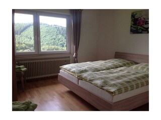 eines der Schlafzimmer