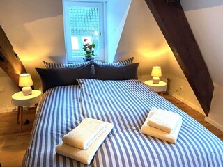 Burg Maisonette_Schlafzimmer 1