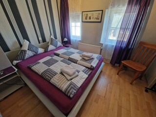 20250411_Schlafzimmer_3