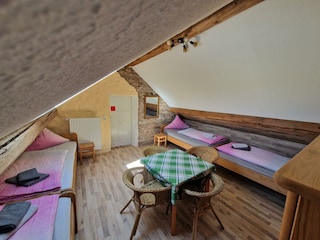Schlafzimmer 2