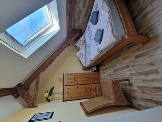 20250411_Schlafzimmer_oben1