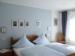 Schlafzimmer blau/Ilex