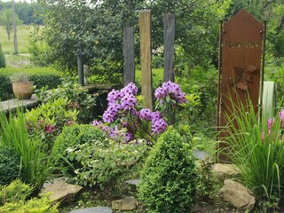 Garten Haus Ilex - Frühling