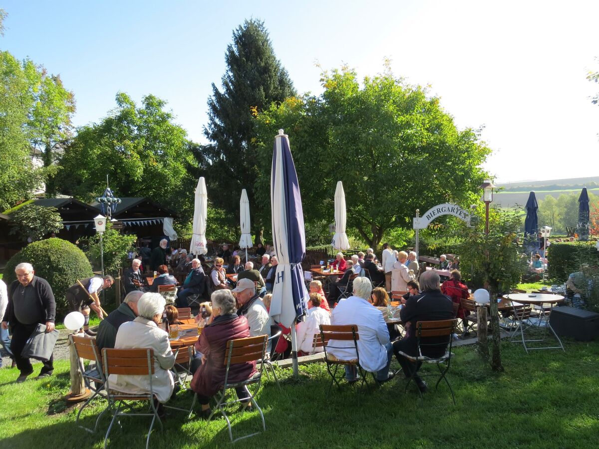 Oktoberfest Gasthof Zur Quelle Boos