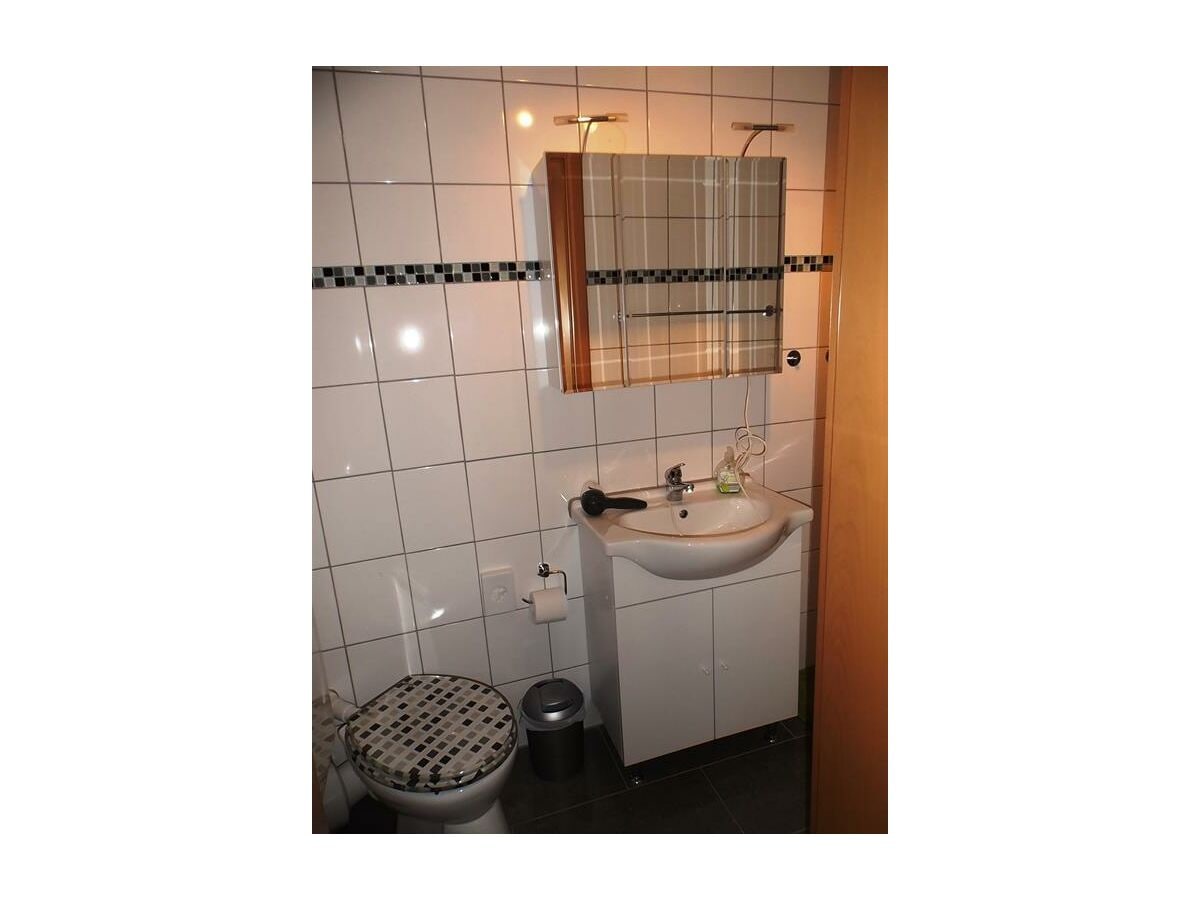 Bad, Ferienwohnung 2 (Untergeschoß)