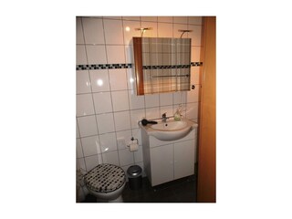 Bad, Ferienwohnung 2 (Untergeschoß)